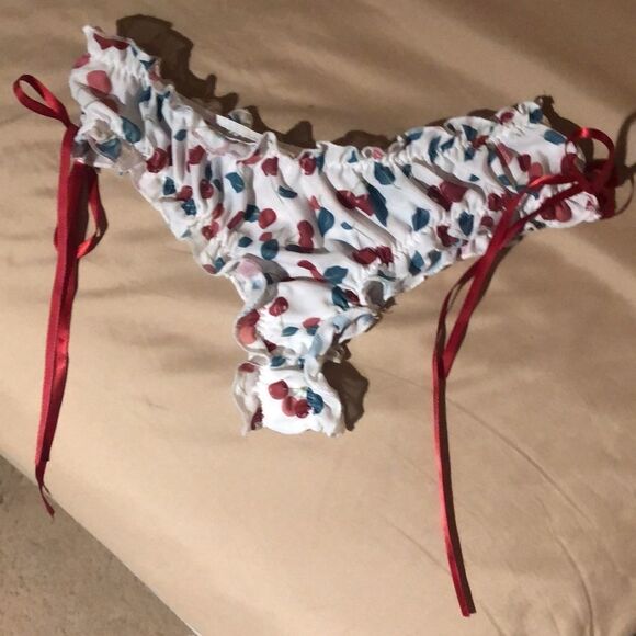 Cute white panties with cherry design and side tie - Picture 5 of 7